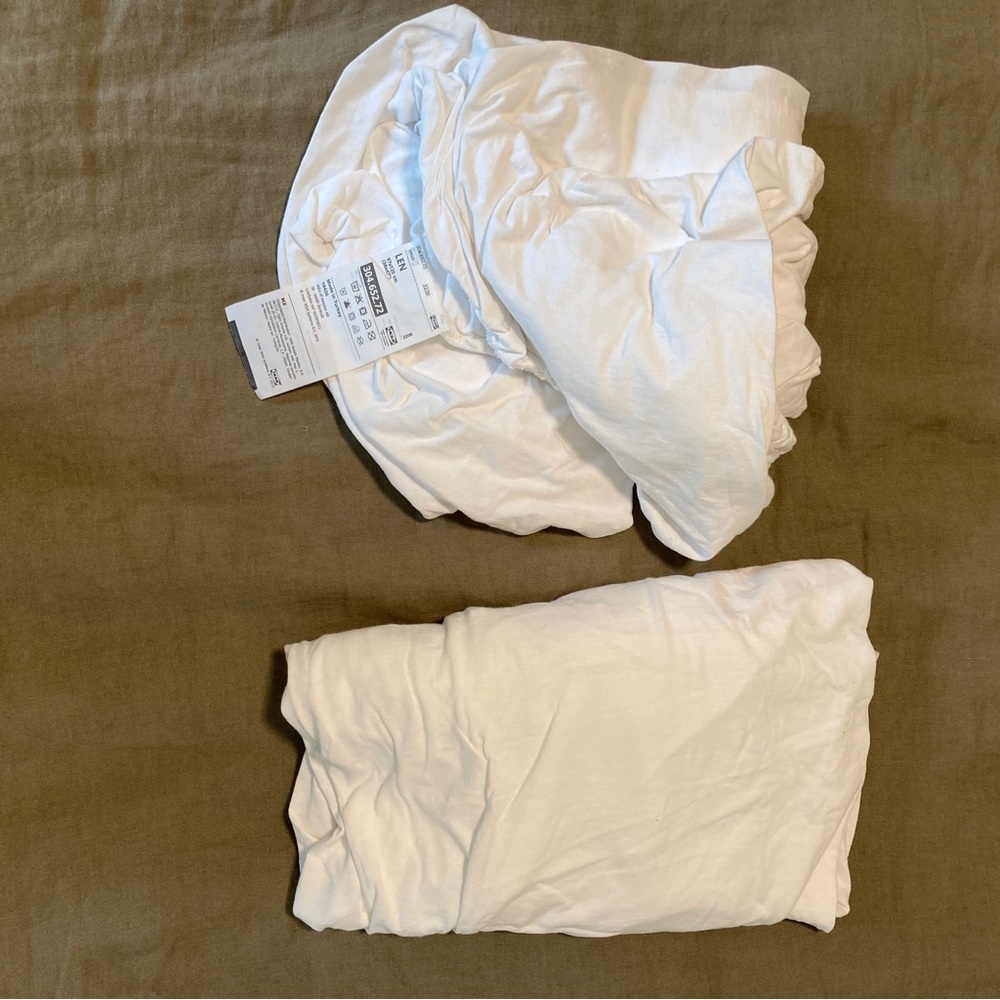 2 Len IKEA White Sheets for Extendable Toddler Mattress